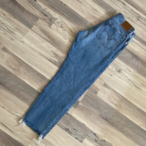 Levi’s wedgie jeans - Picture 2 of 6